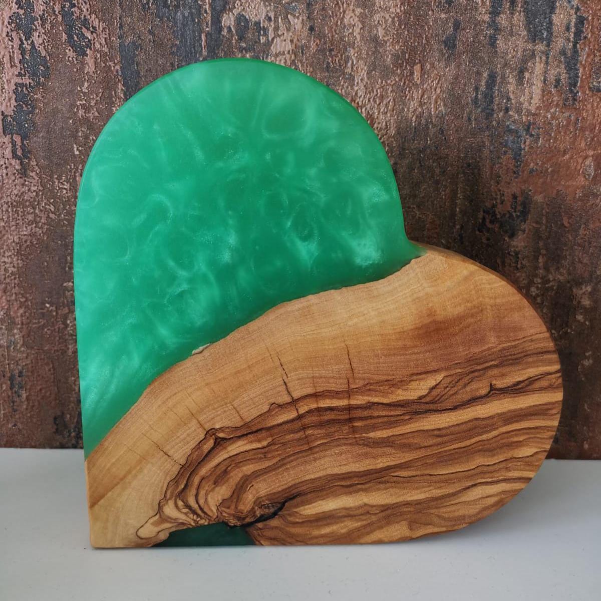 Herz aus Holz und Epoxid ca. 19cm