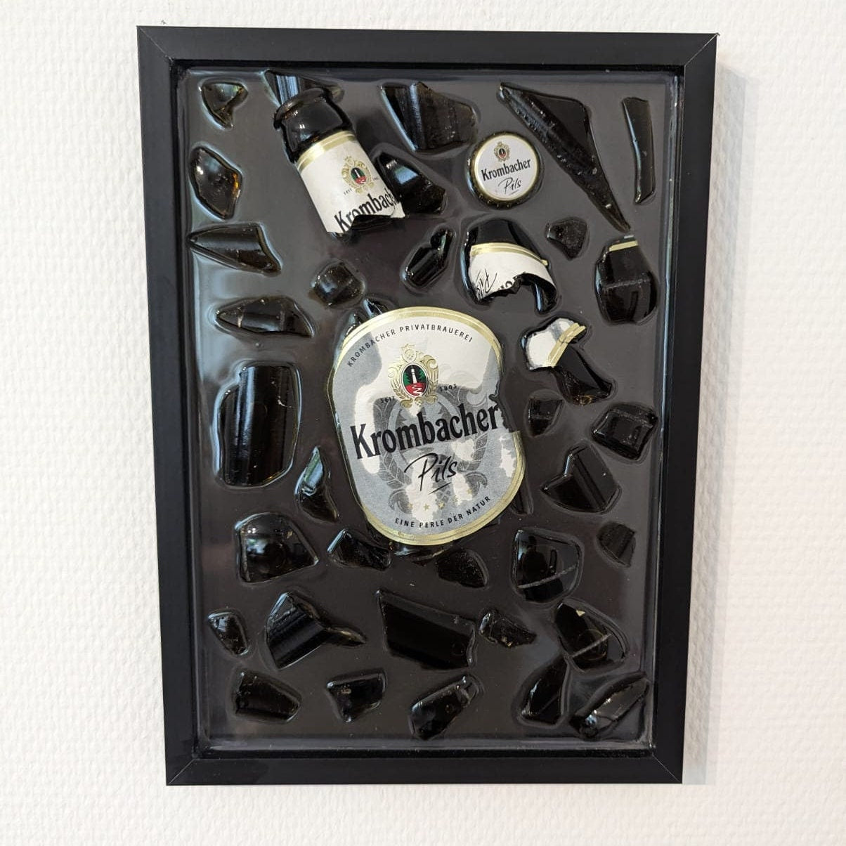 Krombacher Zerbrochene Flasche