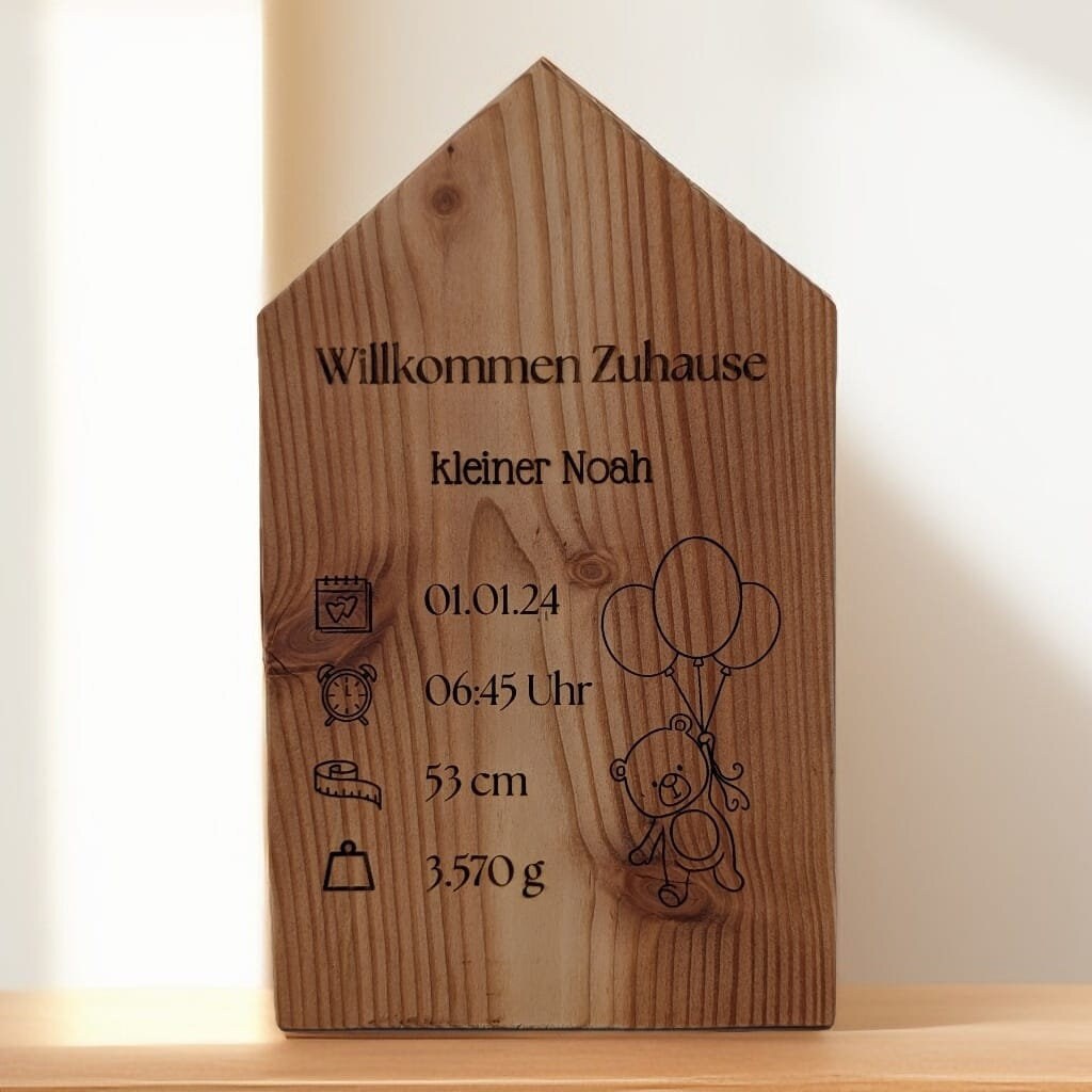 Handgefertigte Holz-Deko zur Geburt: Personalisierbar mit Babydaten