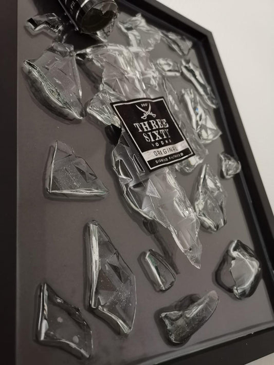 Zerbrochene Flasche - Three Sixty